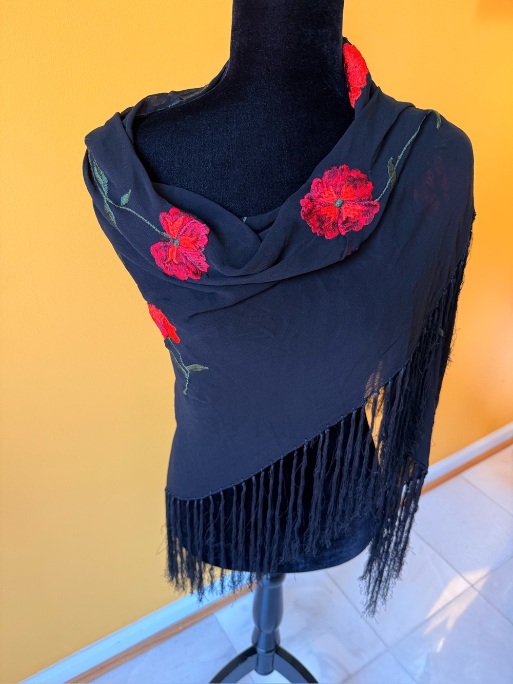 Black Floral Embroidered Fringe Shawl – Women's Wrap